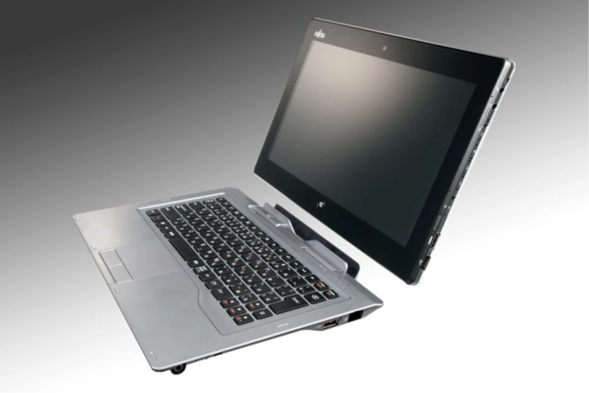 Fujitsu\'dan 3200x1800 Ekrana Sahip Yeni Windows 8 Ultrabook