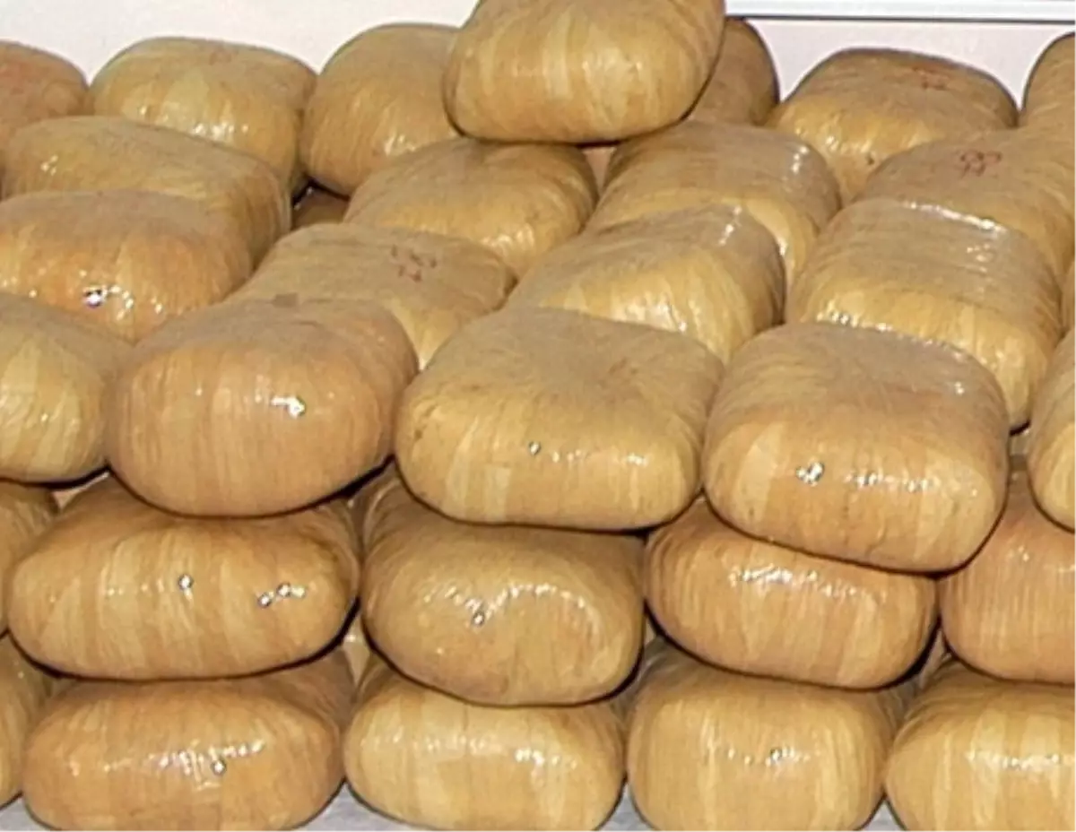 Gaziantep\'te 9 Kilo 955 Gram Eroin Ele Geçirildi