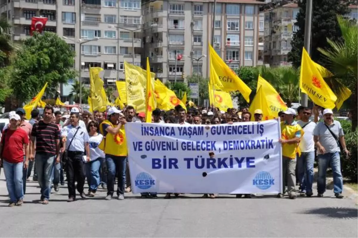 Hatay\'da Kesk Üyelerinin Gezi Parkı Protestosu