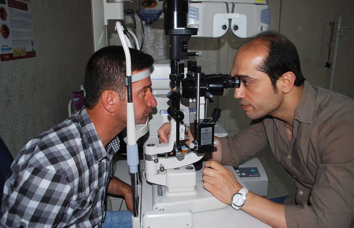 (Özel Haber) Güneş Işınları Göz Alerjisi Nedeni
