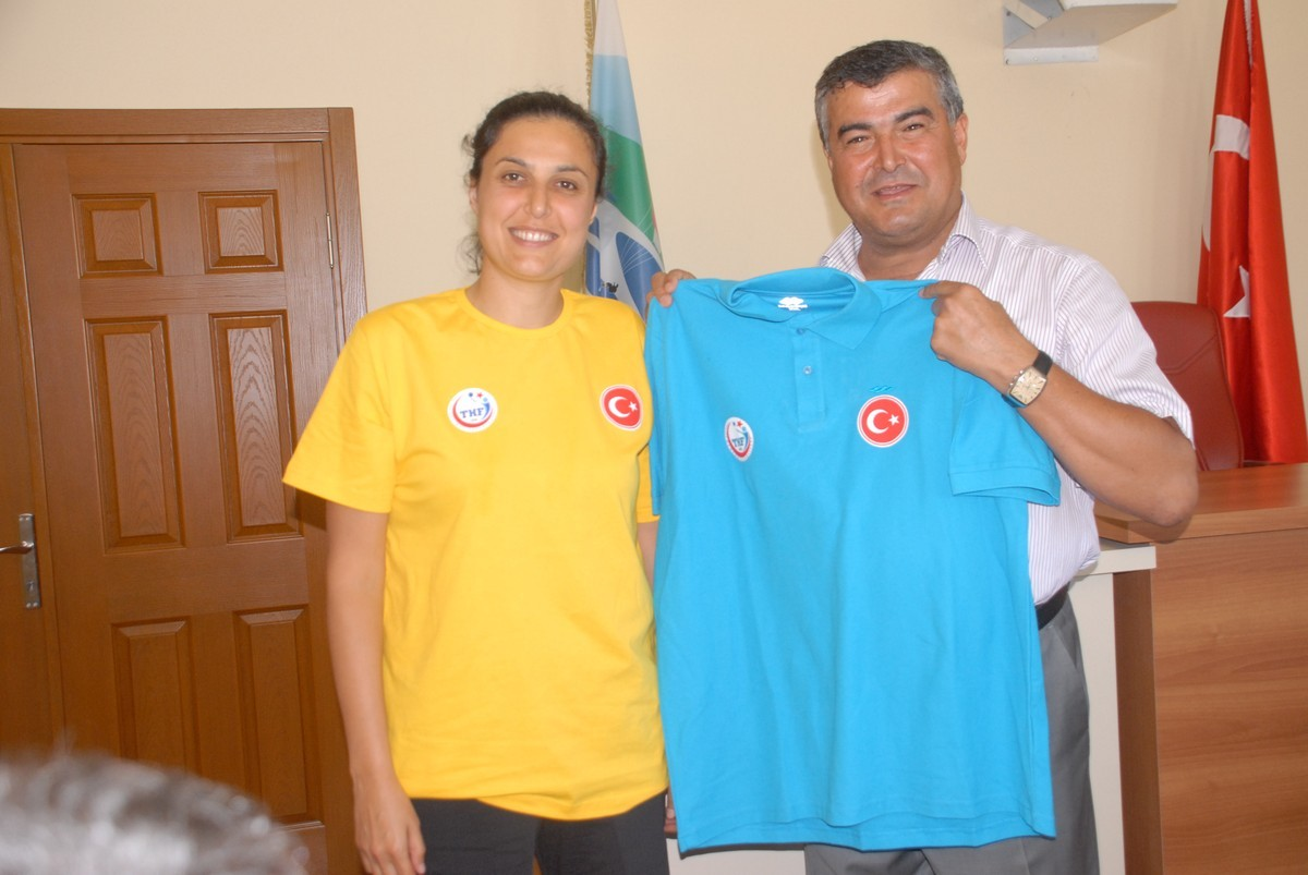 Plaj Hentbol Milli Takımı Ölüdeniz\'de Kamp Yapıyor