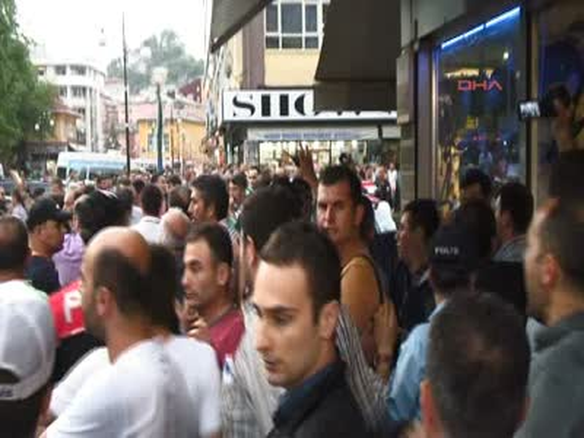 Rize\'de Gerginlik Sürüyor