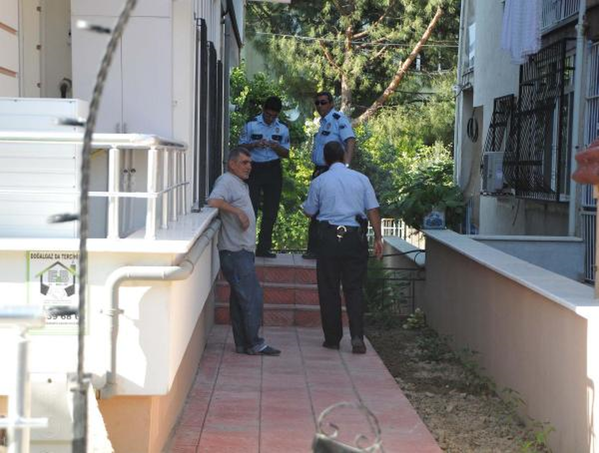 Ailesine Not Yazıp İntihar Etti