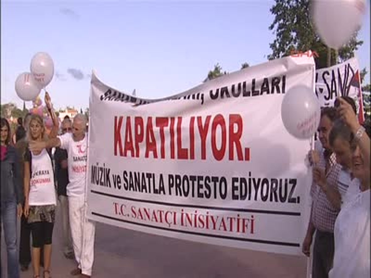 Antalya Sanatçılardan Eyleme Destek Sanatçılardan Eyleme Destek