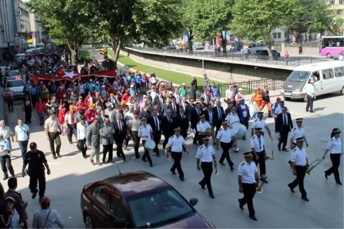 \'Atatürk ve İstiklal Yürüyüşü\' Başladı