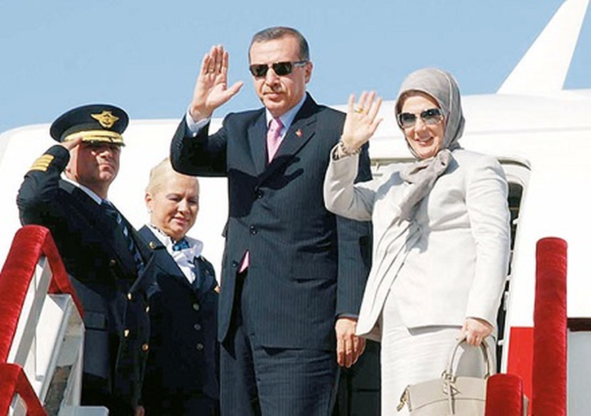 Başbakan Erdoğan, Tunus\'tan Ayrıldı