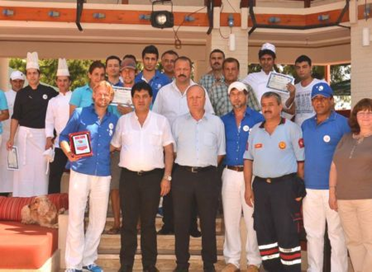 "Binaların Yangından Korunması" Eğitimine Katılan Personele Sertifikaları Verildi