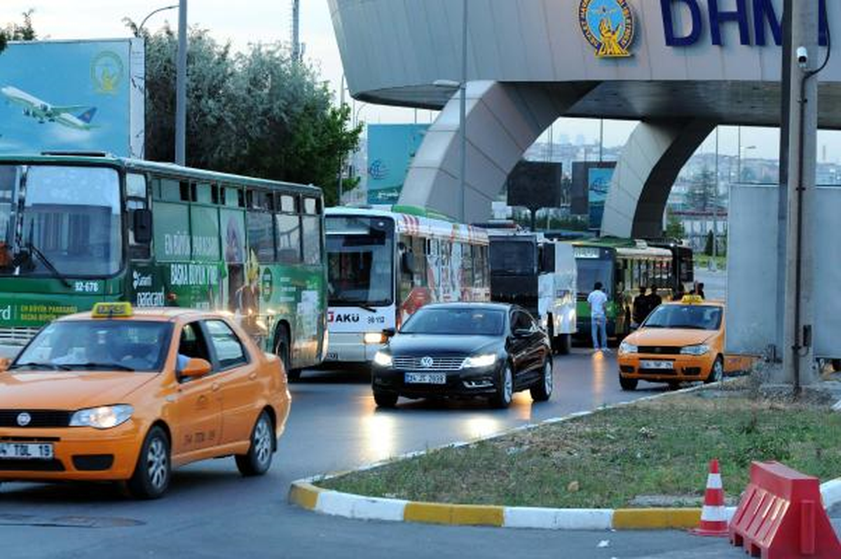 Çevik Kuvvet Polisi Hazır Bekletiliyor