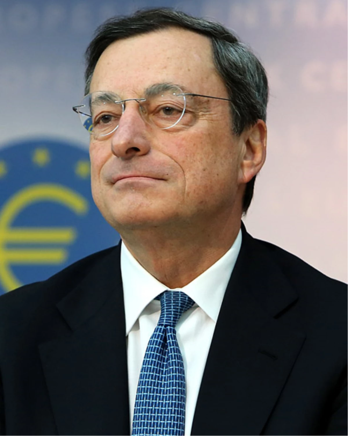 ECB\'nin Faizleri Değiştirmesi Beklenmiyor