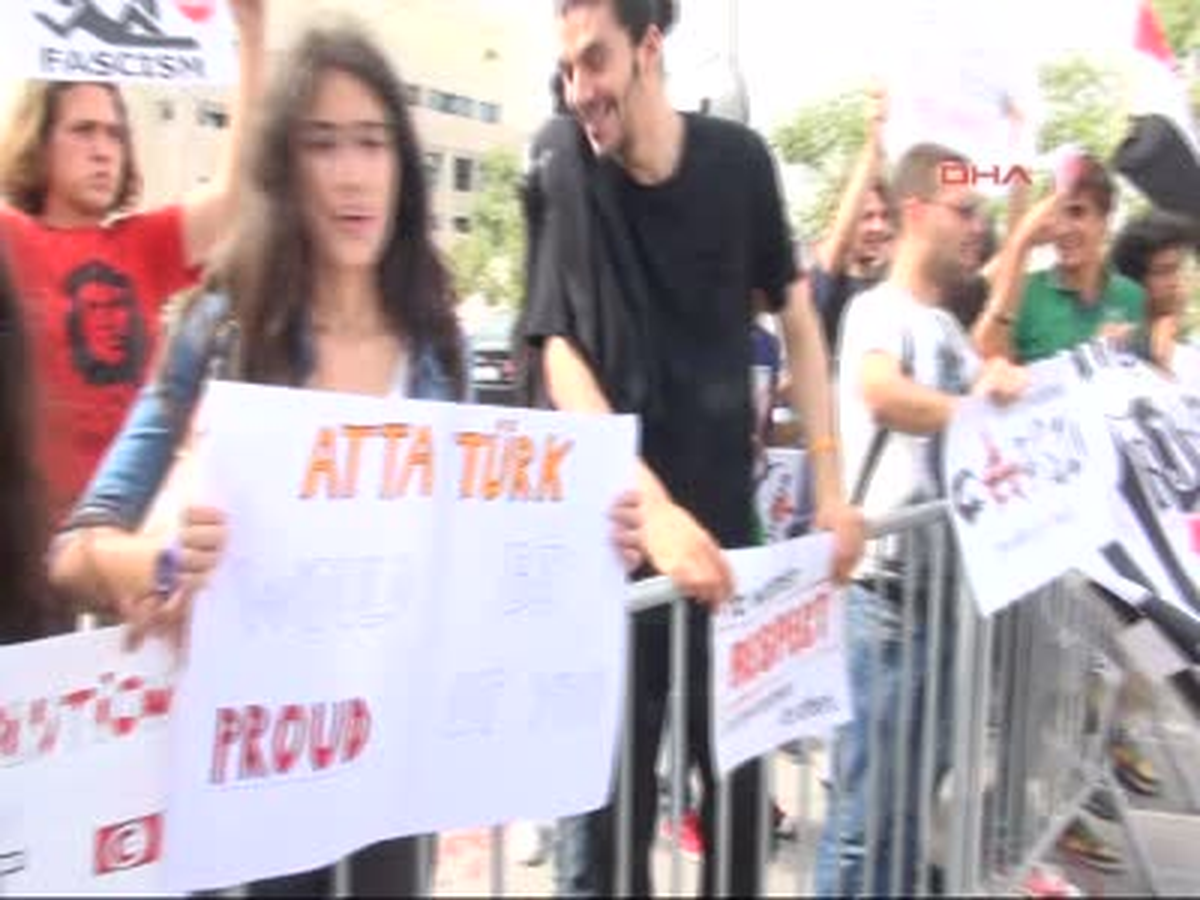Erdoğan\'a Tunus\'ta Gezi Parkı Protestosu Dha Dış Haber \'Erdoğan\'a Tunus\'ta Gezi Parkı Protestosu