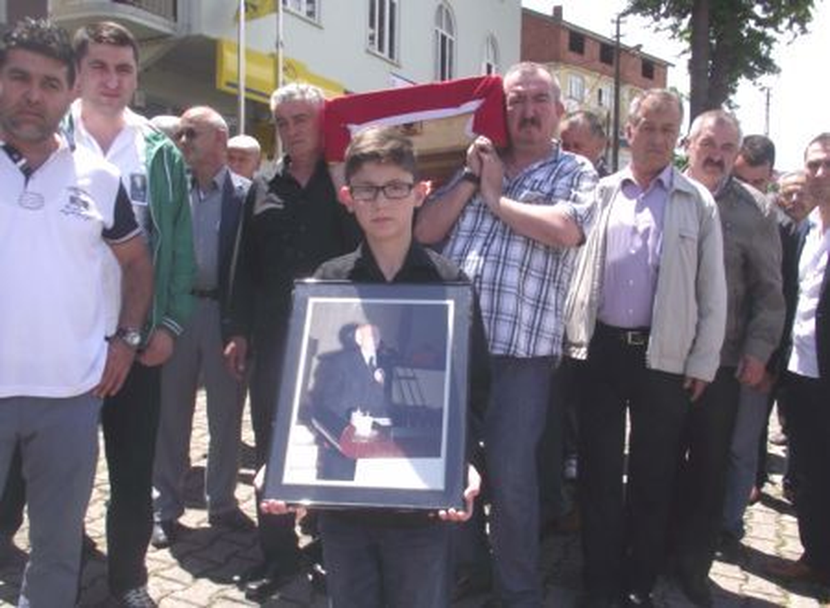 Eski Milletvekili Kapıcı Toprağa Verildi