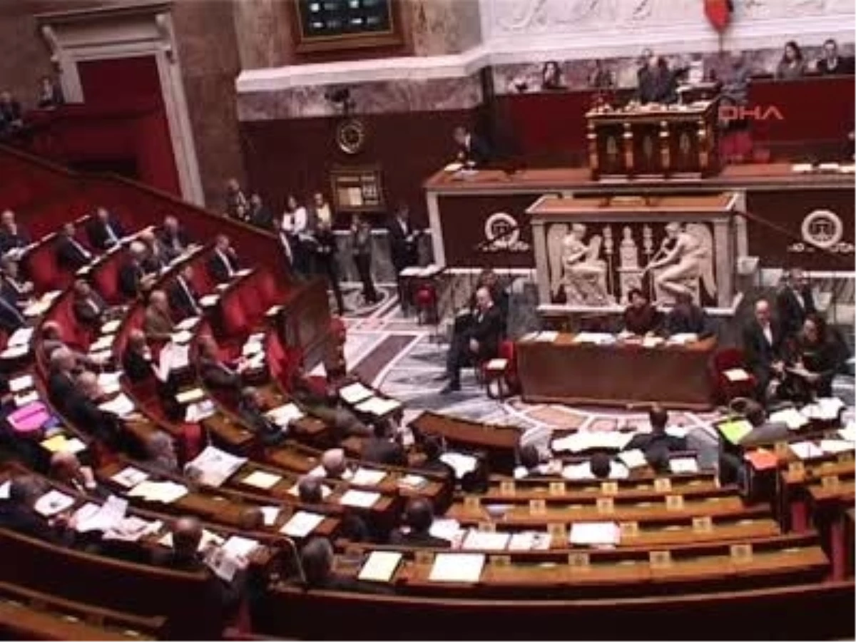 Fransa Meclisinde Laiklik Tartışması