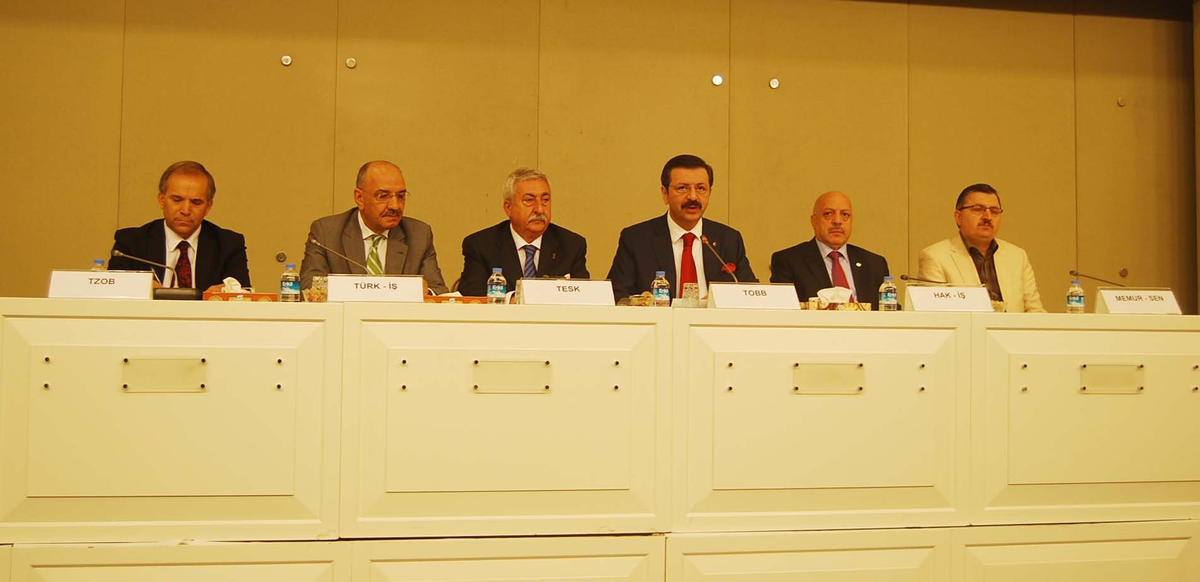 Gezi Parkı Protestolarına Sendikalardan Ortak Açıklama