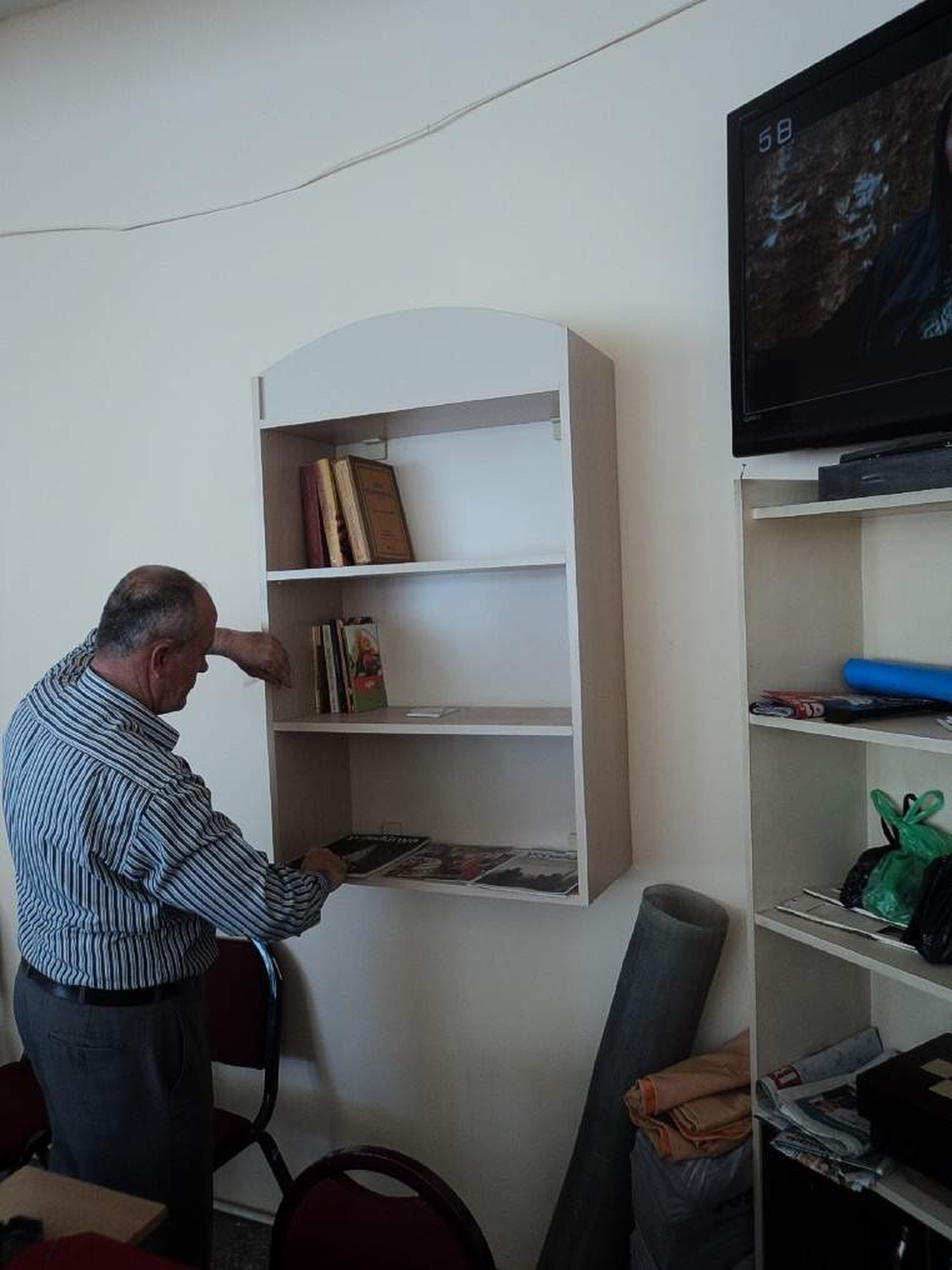 Her Kıraathaneye Bir Kütüphane Kampanyası