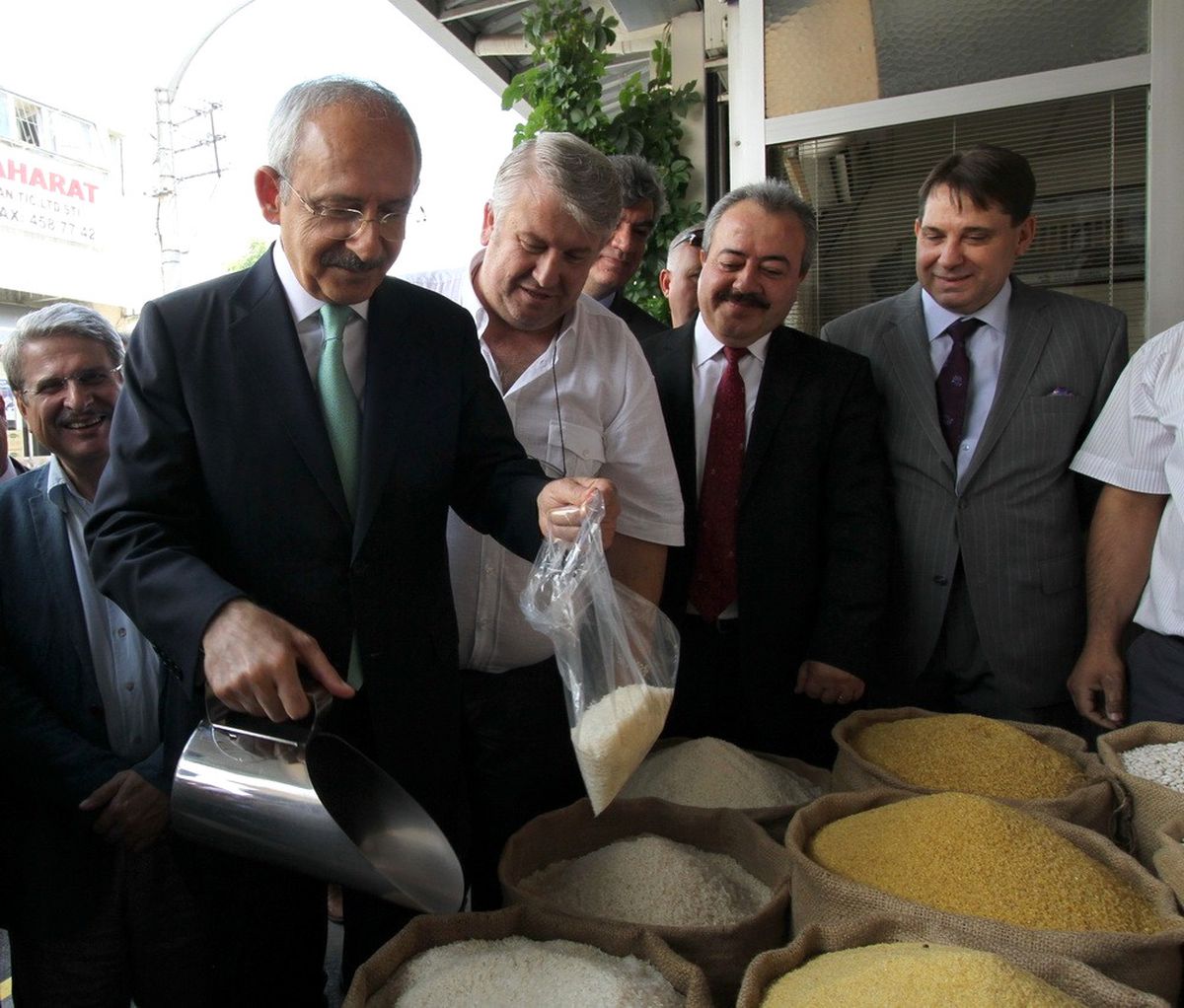 Kılıçdaroğlu\'ndan Tartan\'a Övgü