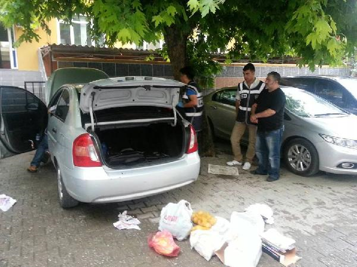 Kiralık Araçla Sahte Para Bozdurma Turu