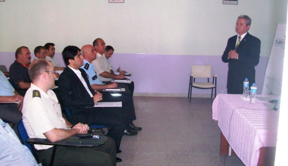 Kızılay\'dan Selendi\'de Kan Bağışı Semineri