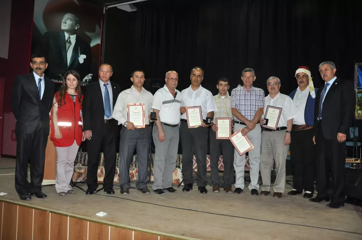 Kızılay, Somalı Kan Bağışçılarını Ödüllendirdi