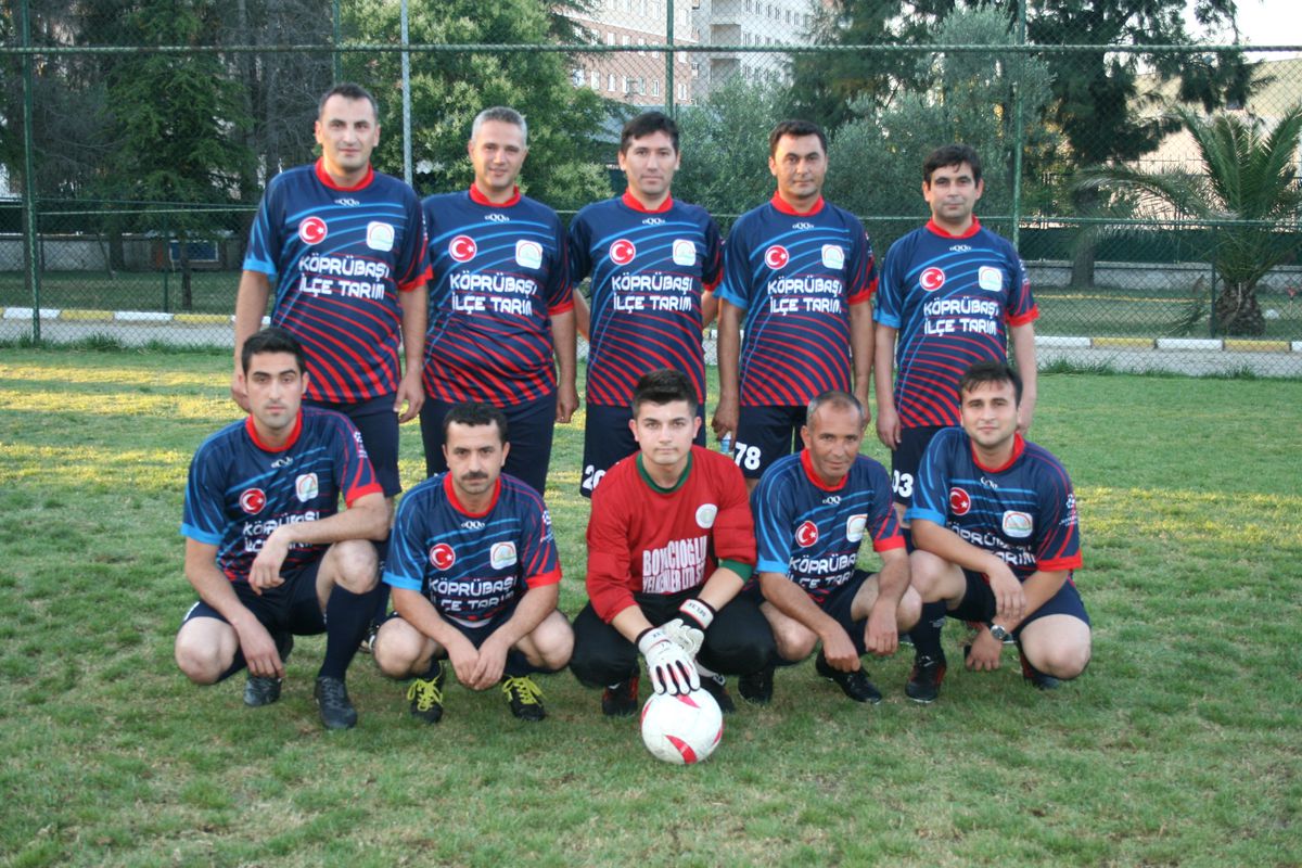Köprübaşı Yarı Finale Adını Yazdırdı
