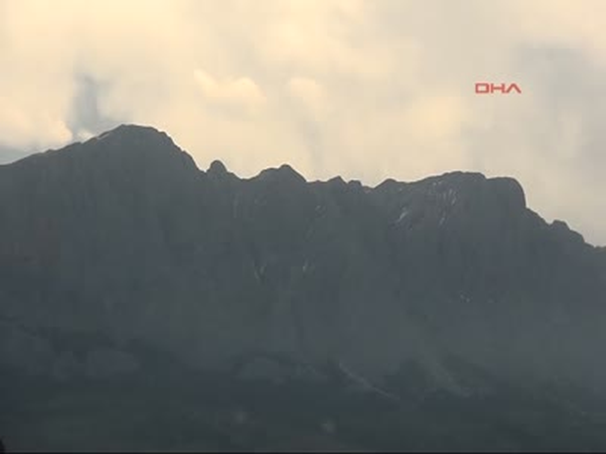 Niğde Yaralı Dağcı Kurtarıldı "Demirkazık\'ta 2 Yabancı Dağcı Mahsur Kaldı" Haberine Ek Yaralı Dağcı...
