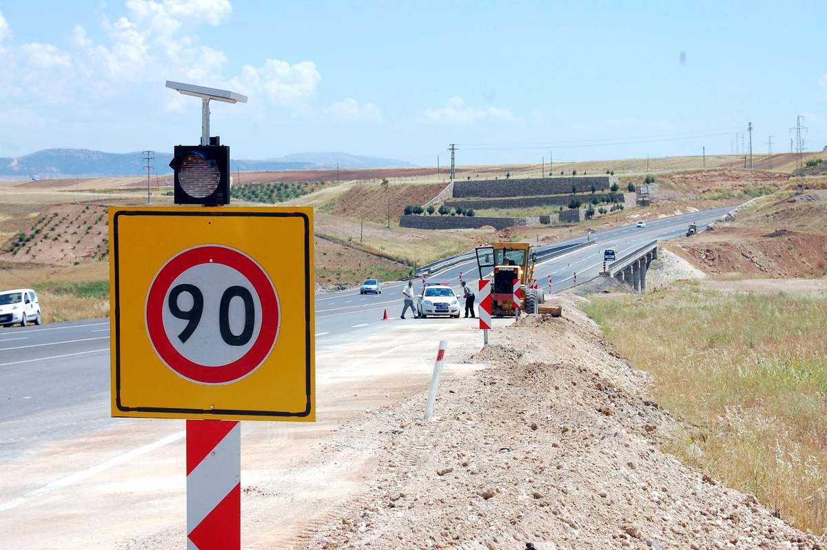 \'Ölüm Köprüsü\'nde Çalışma ve Trafik Uygulaması