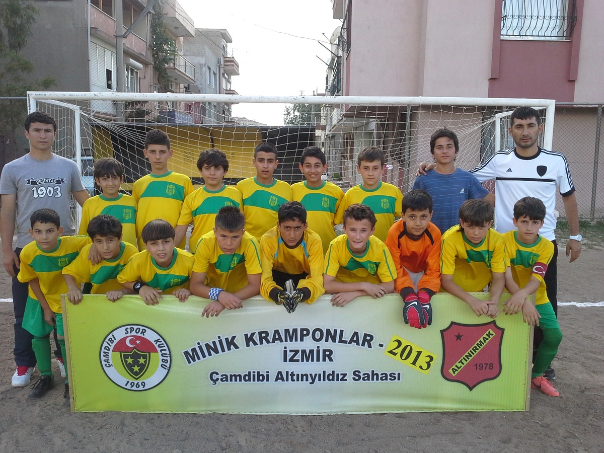 Saruhanlı'nın Minikleri İzmir'de Fırtına Gibi Esti
