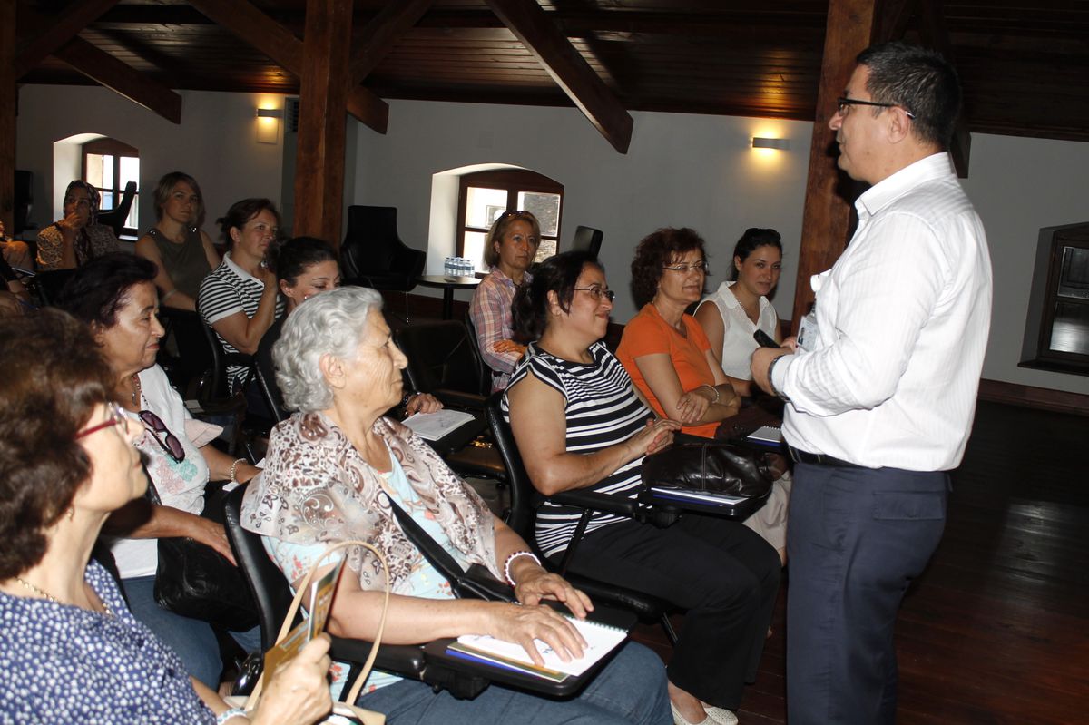Segem\'den Toplum Sağlığı Çalışmaları Eğitim Semineri
