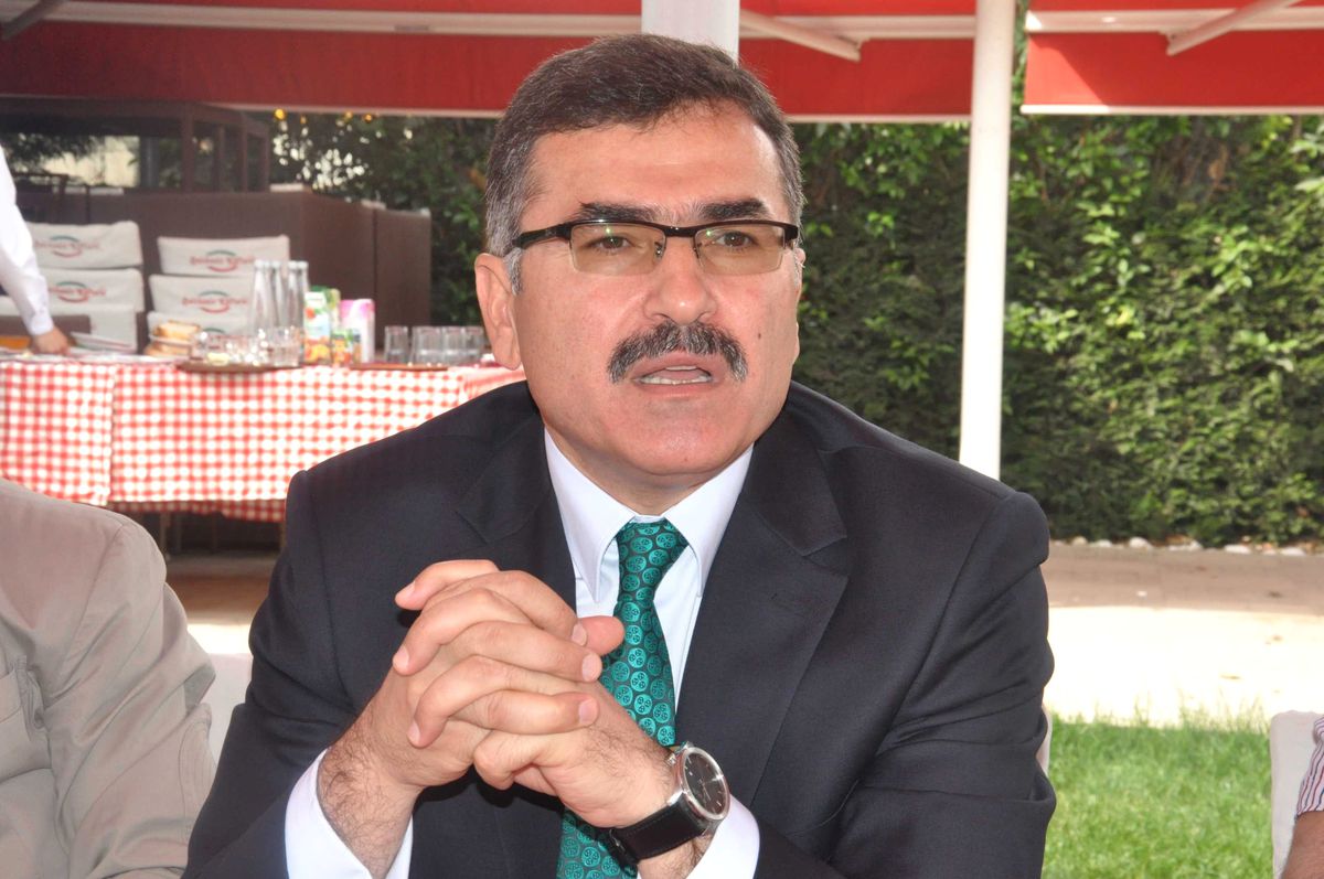 Vali Turhan, Polisin Müdahalesini Değerlendirdi