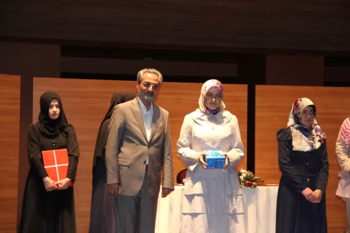 Bbs\'de Başarılı Olan Kursiyerler Ödüllendirildi