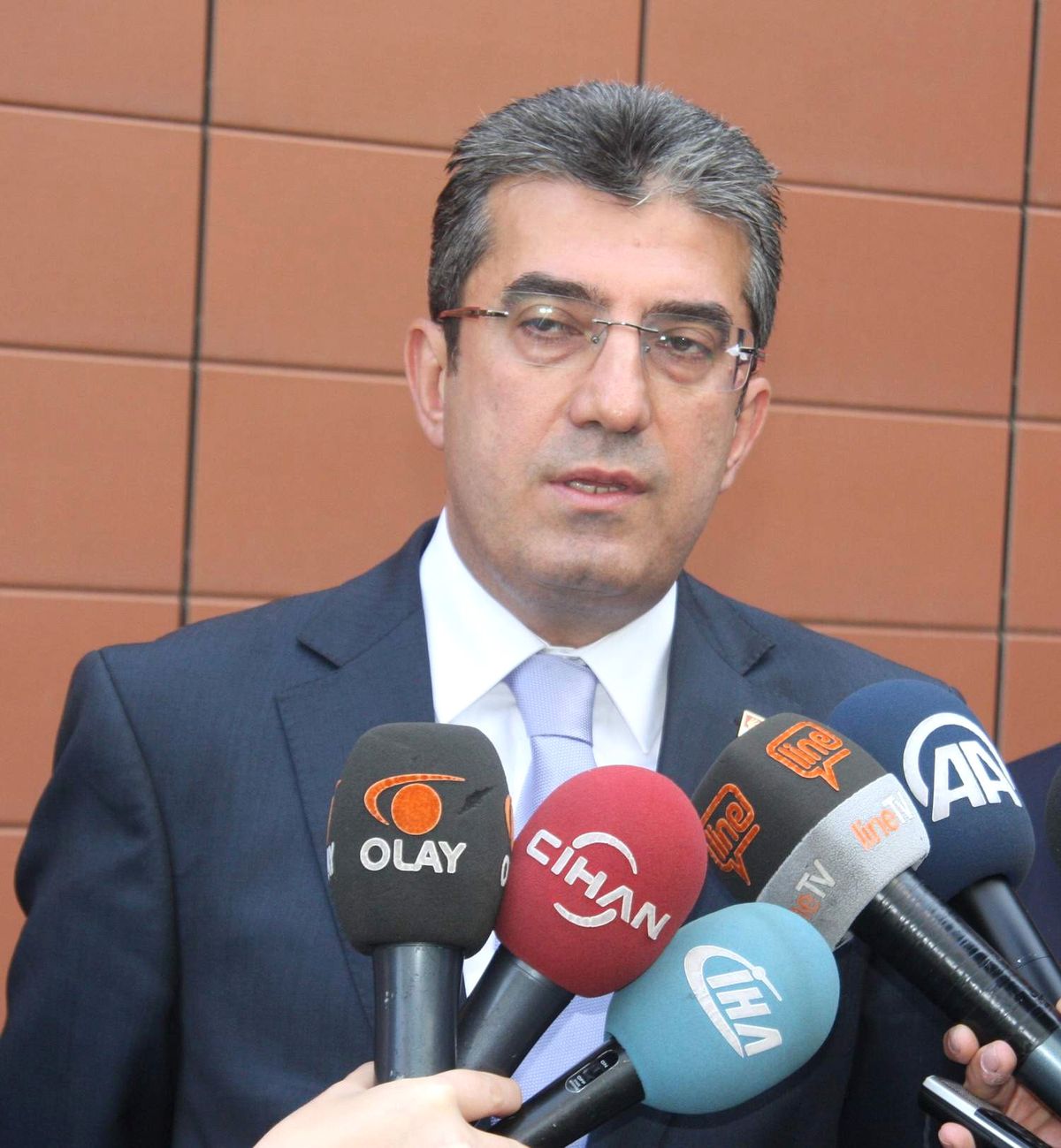 CHP\'li Günaydın\'dan Başbakan\'a Eleştiriler