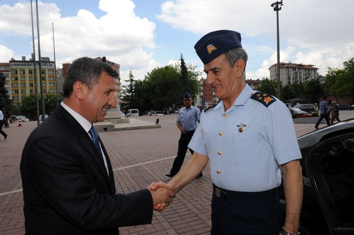 Korgeneral Akın Öztürk Kütahya\'da