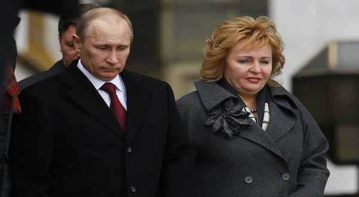 Putin Eşinden Boşandı