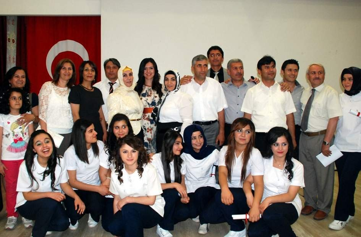 103 Sağlıkçı Düzenlenen Törenle Sağlık Camiasına Katıldı