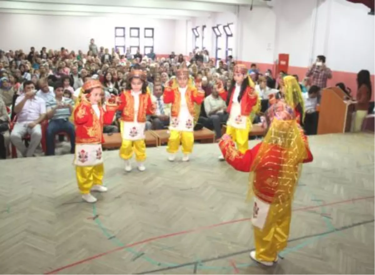 Anaokulu Öğrencilerinden Yıl Sonu Etkinliği