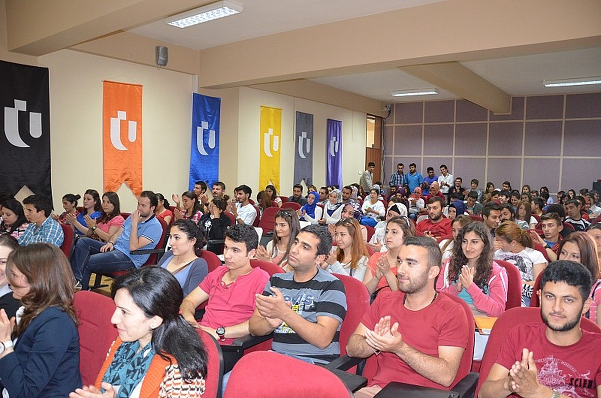 Kaymakam Güngör\'den Konferans