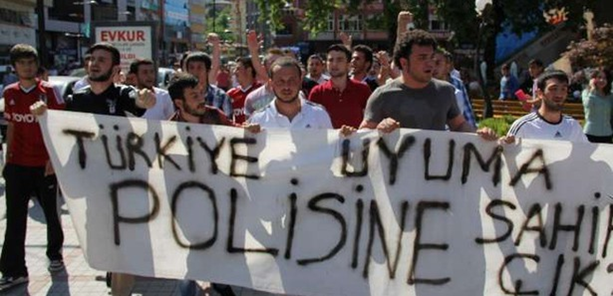 Konya\'da Polise Destek Yürüyüşü