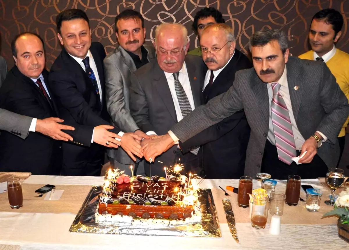 Sivas\'ta Birleşen Gazeteler Ortak Deklarasyon Yayınladı