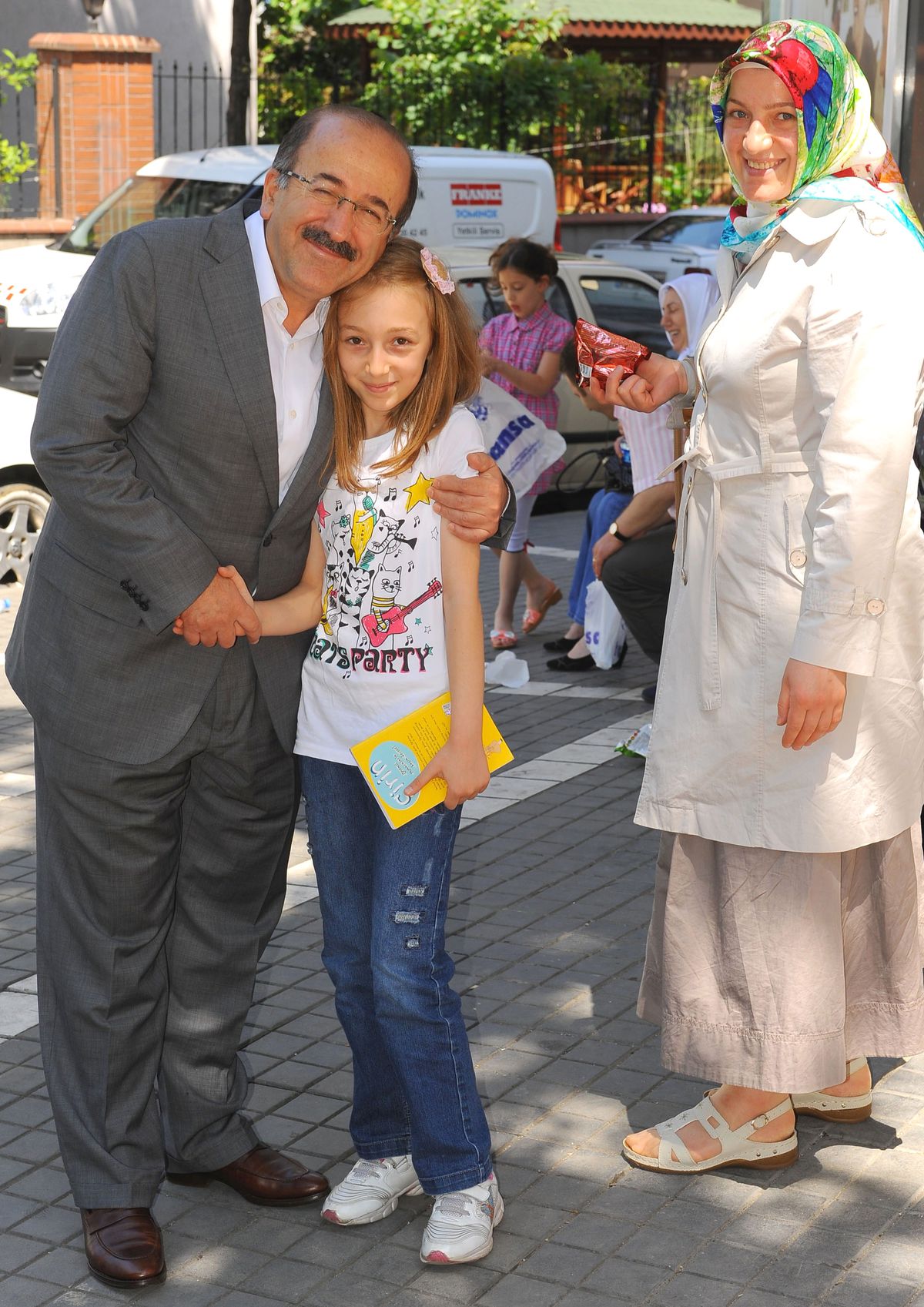 Başkan Gümrükçüoğlu, Velilerin Heyecanını Paylaştı