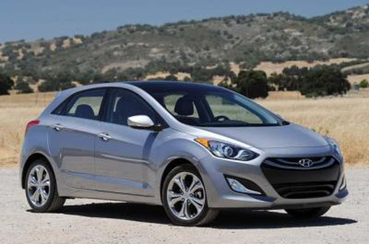 Elantra HB Geliyor!