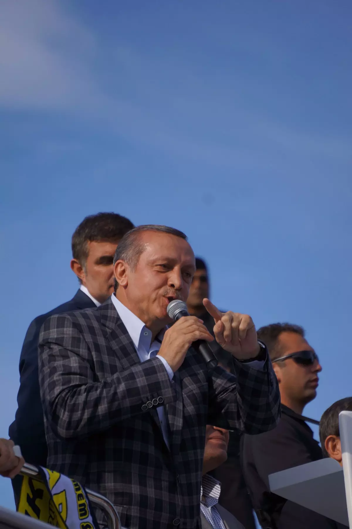 Erdoğan: "Kendi Başbakanına Küfreden Gençlik Benim Gençliğim Olamaz"