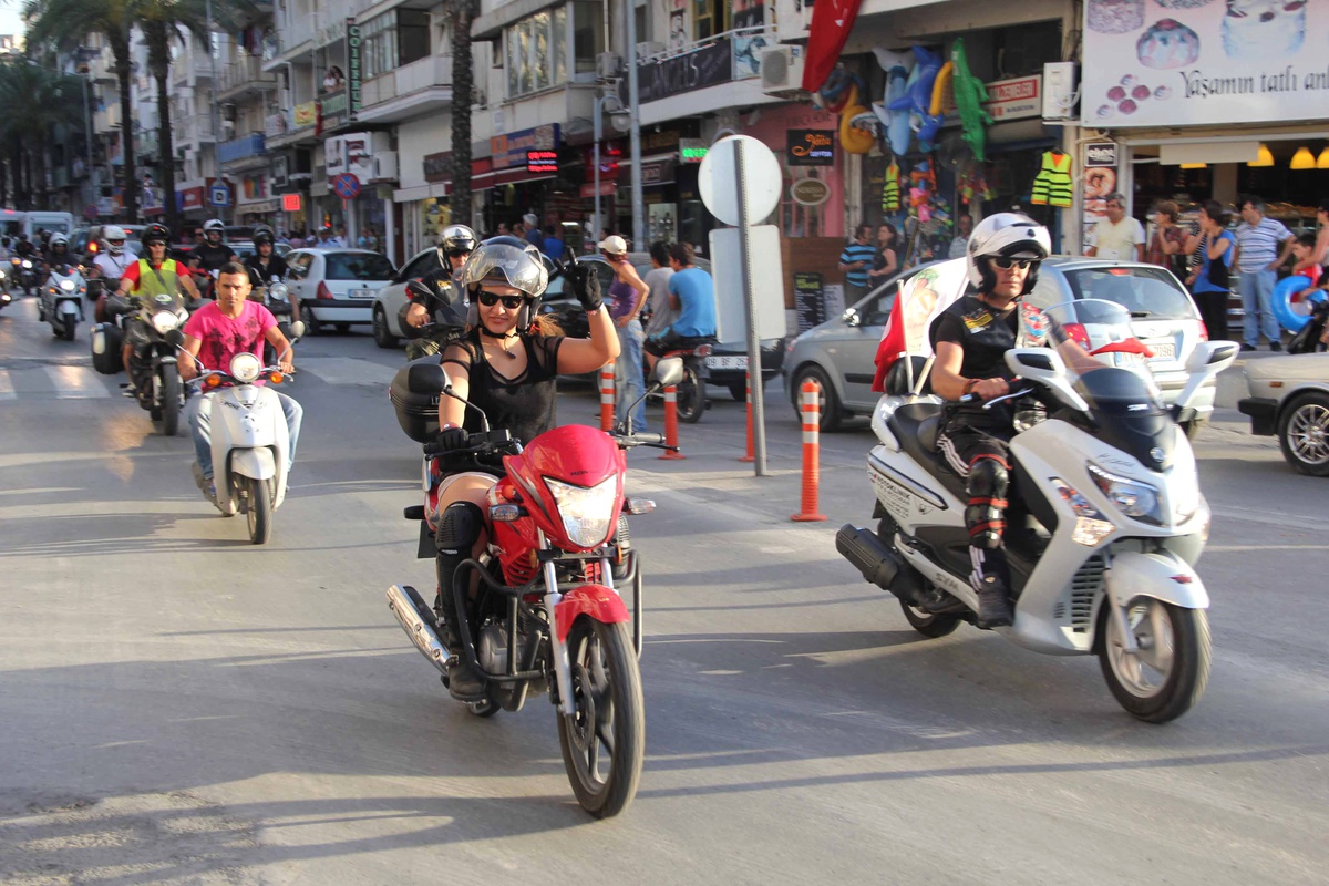 Gezi Parkı Eylemlerine Motositletçi Desteği