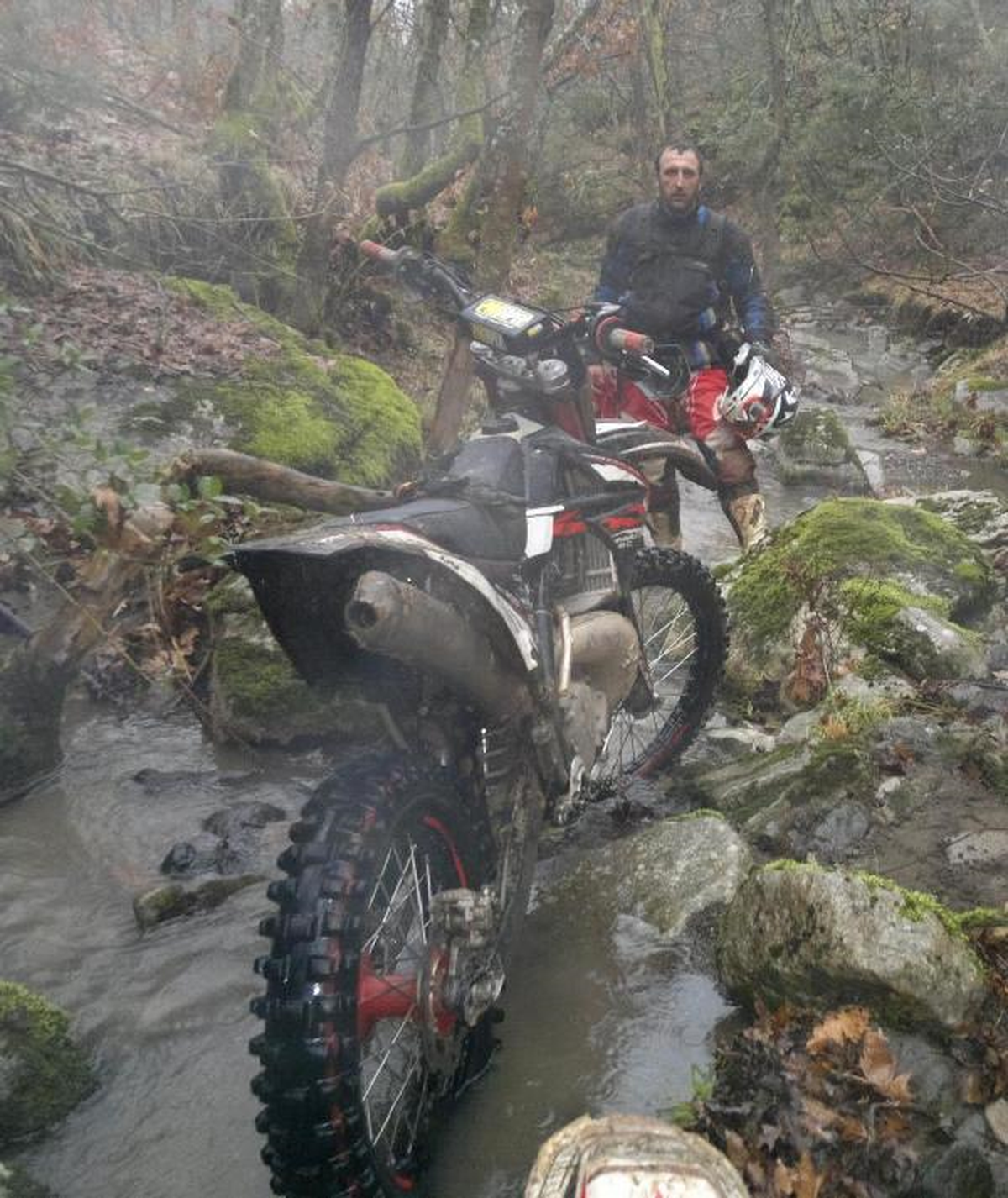 İznik\'li Motokrosçu Ölümden Döndü