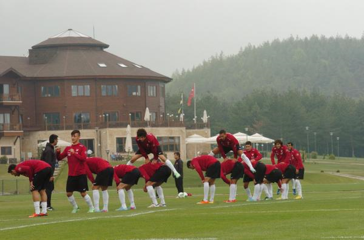 U-20 Milli Takımından Neşeli Antrenman