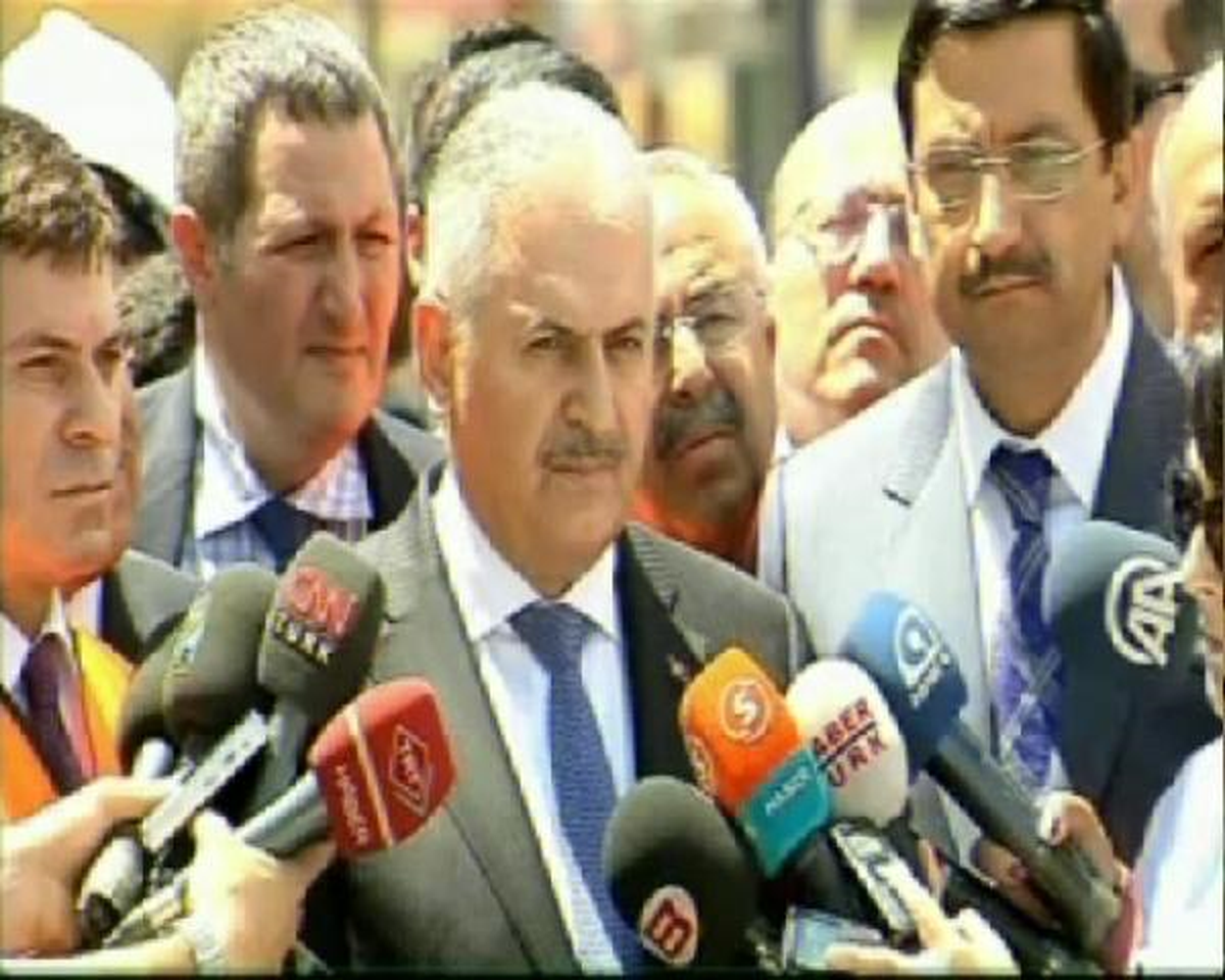 Bakan Yıldırım\'dan \'Sosyal Medya\' Açıklaması