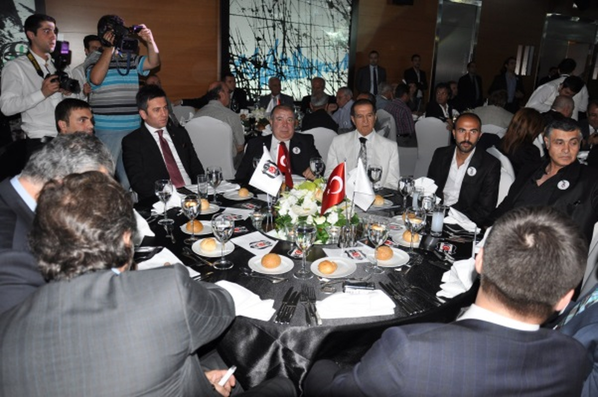 Beşiktaş Başkan Adayı Serdal Adalı\'dan Ankaralı İşadamlarına Teşekkür
