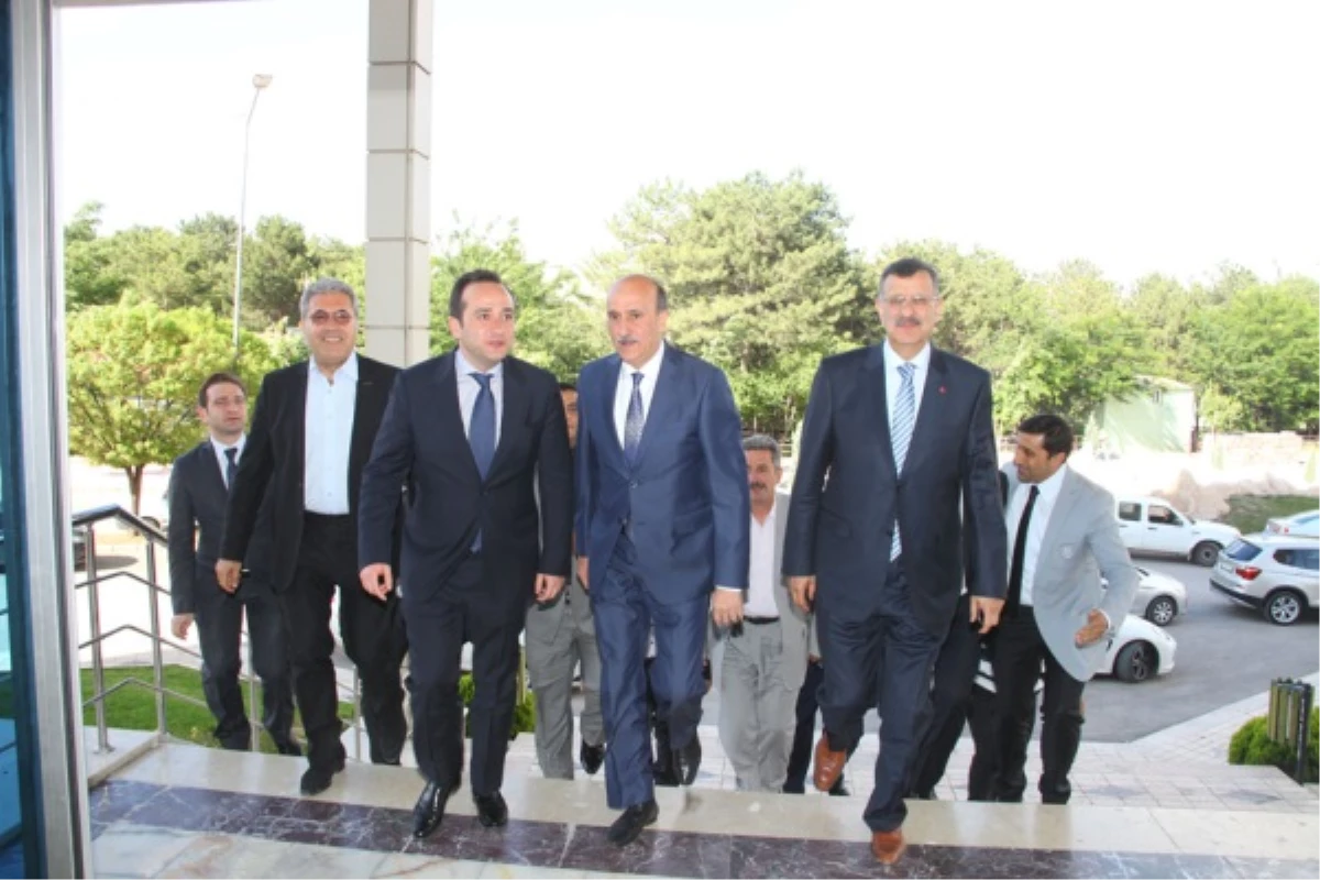 ELFED Heyetinden Başkan Selmanoğlu\'na Ziyaret