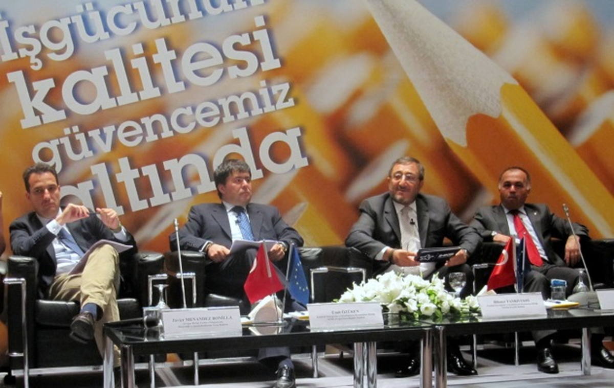 İHKİB Hazırgiyim Sertifikasyon Merkezi Açıldı