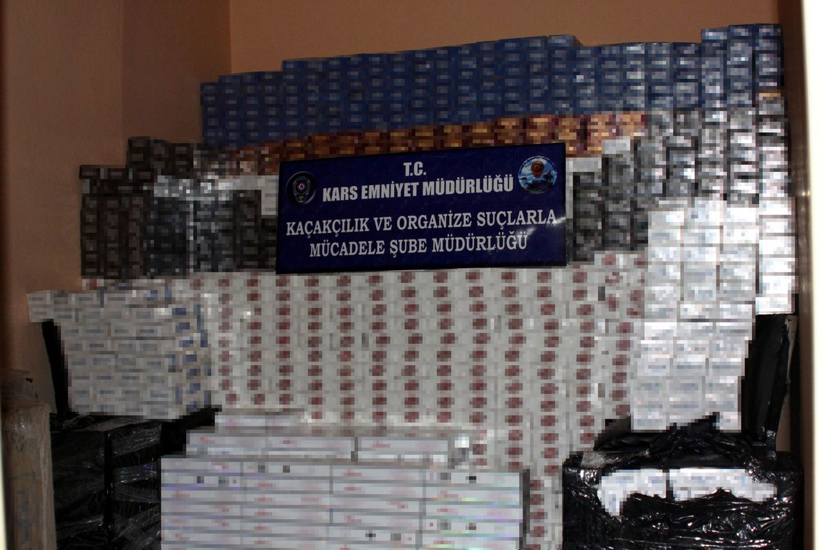 Kars Emniyet Müdürlüğü\'nden Şafak Operasyonu