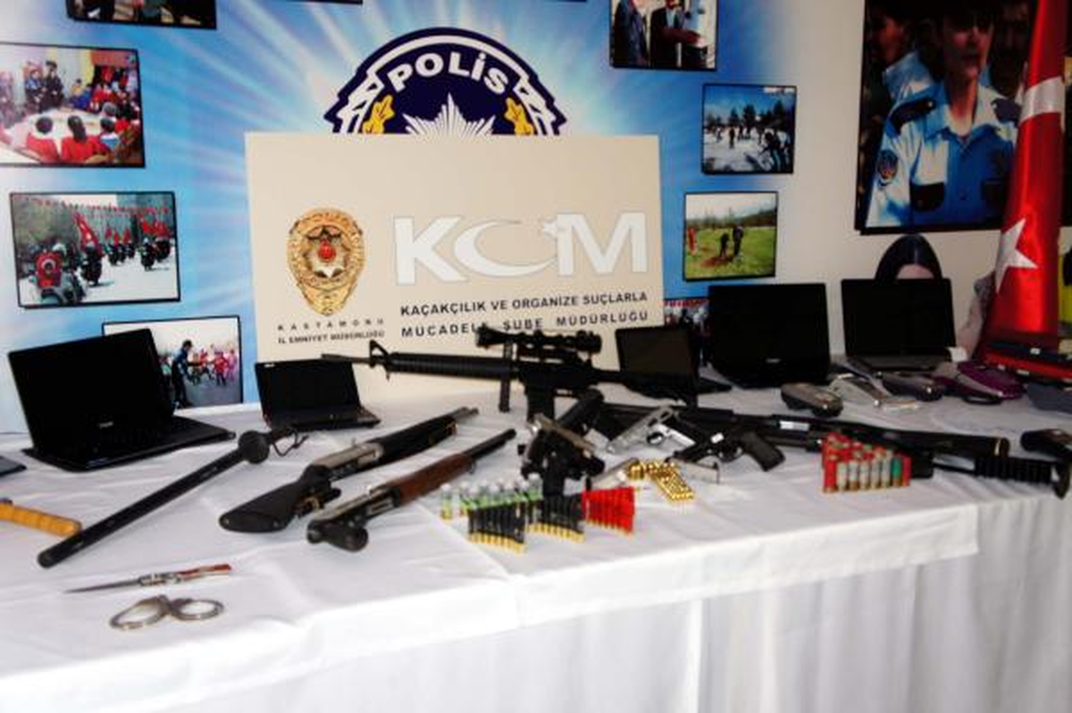 Kastamonu Polisinden Operasyon: 25 Gözaltı