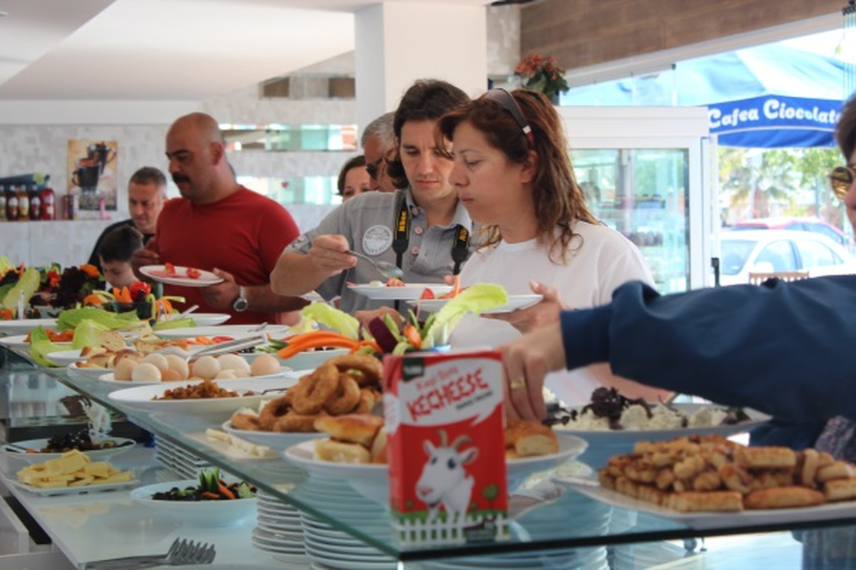 KECHEESE\'in Kızartmalık, Izgaralık Peyniri Yat Yarışında Tanıtıldı